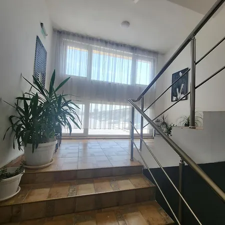 за гости пауза Guest house Stara Zagora